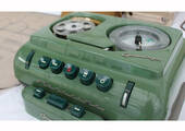Die „Stenorette A“ – vor 60 Jahren das erste Diktiergerät von Grundig – wurde wegen seiner grünen Farbe liebevoll „Laubfrosch“ getauft. (Bild: GBC)