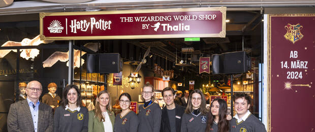 Nach der erfolgreichen Eröffnung des Wizarding World Shop by Thalia in Hamburg vor anderthalb Jahren, ist nun auch in München ein solcher Pop-Up-Store zu finden. (Bild: Thalia/ Warner Bros.)