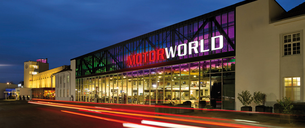 Eine der Stationen der Roadshow von Dataflex: die V8 Motorworld in Stuttgart (Bild: Motorworld Group)