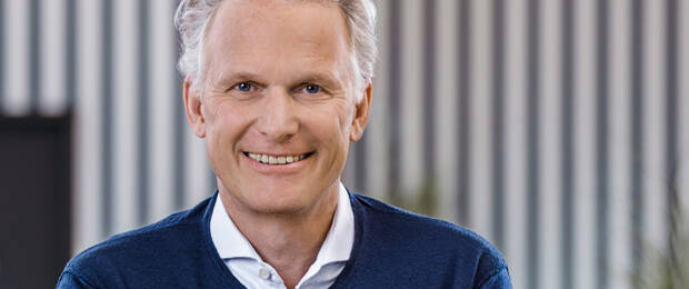 Dr. Benedikt Erdmann, Vorstandssprecher bei Soennecken: mit neuen virtuellen Angeboten für die Mitglieder gestartet (Bild: Soennecken)