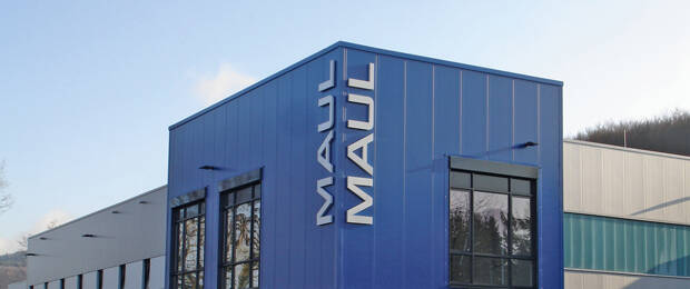 Das international agierende Familienunternehmen Maul, hier der Standort Kirchen im Siegerland, produziert an zwei Standorten in Deutschland weit über 1000 Produkte.