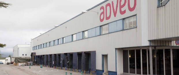 Adveo setzt für seine Lager in Spanien künftig auf einen externen Dienstleister.