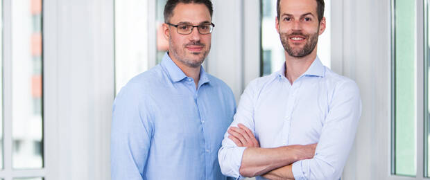 Das simple-system-Team ist mit viel Schwung ins Jahr gestartet: Sebastian Wiese (l.), Chief Technology Officer und Michael Petri, Chief Commercial Officer