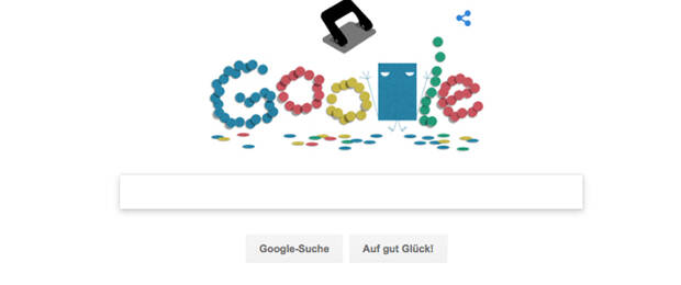 Google erinnert mit seiner „Doodle“ genannten Verfremdung des eigenen Logos an die Erfindung des Lochers vor 131 Jahren.