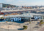 Modernes Messe- und Konferenzzentrum mit großer Ausstellungsfläche: Fira de Barcelona (Bild: Fira de Barcelona)