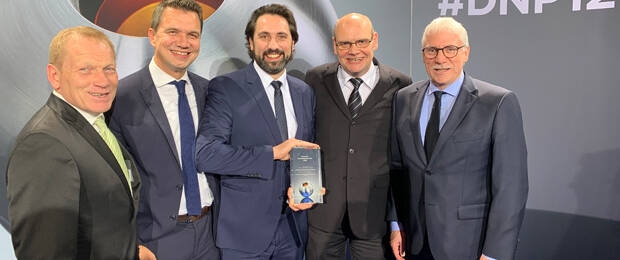 Stolze Preisträger: das Assmann-Team bei der Gala zum Deutschen Nachhaltigkeitspreis 2019 (Bild: Röckemann)