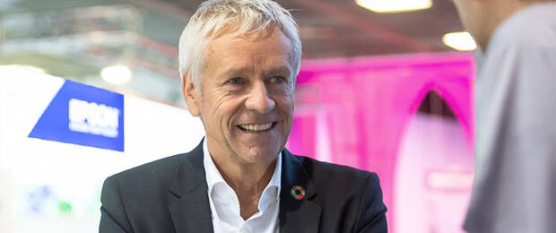 Freut sich über die Nominierung zum Deutschen Nachhaltigkeitspreis 2021: Henning Ohlsson, Geschäftsführer von Epson Deutschland GmbH und Direktor Nachhaltigkeit bei Epson Europa. (Bild: Epson)